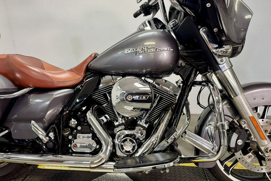 FLHX 2014 Street Glide®