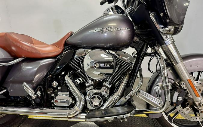 FLHX 2014 Street Glide®