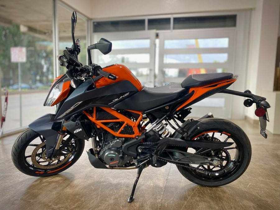 2023 KTM 390 Duke