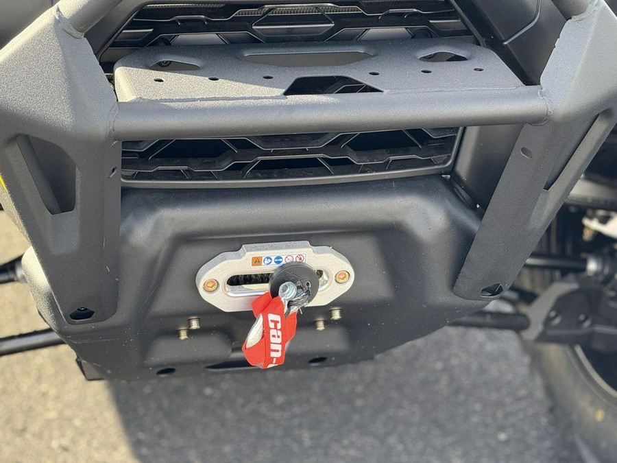 2026 Can-Am® Defender XT HD9