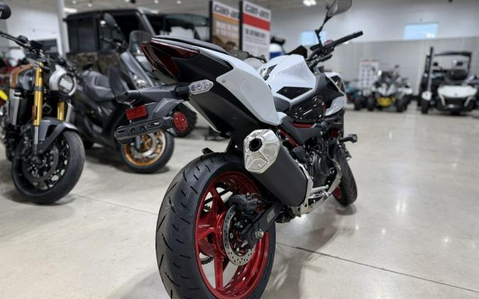 2026 Kawasaki Z500 SE ABS