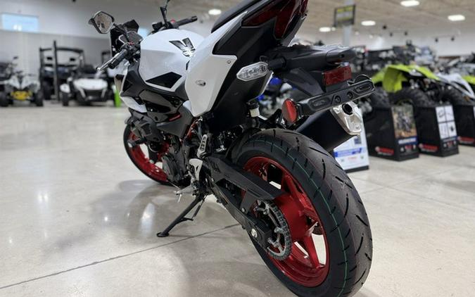 2026 Kawasaki Z500 SE ABS