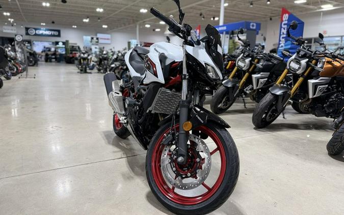 2026 Kawasaki Z500 SE ABS