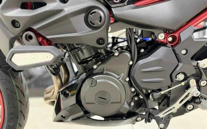2026 Kawasaki Z500 SE ABS