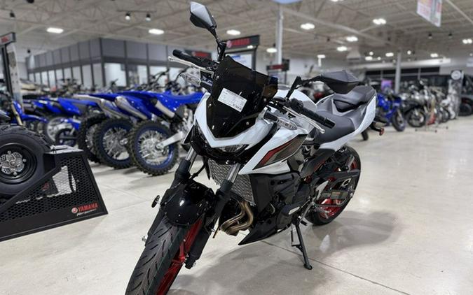 2026 Kawasaki Z500 SE ABS