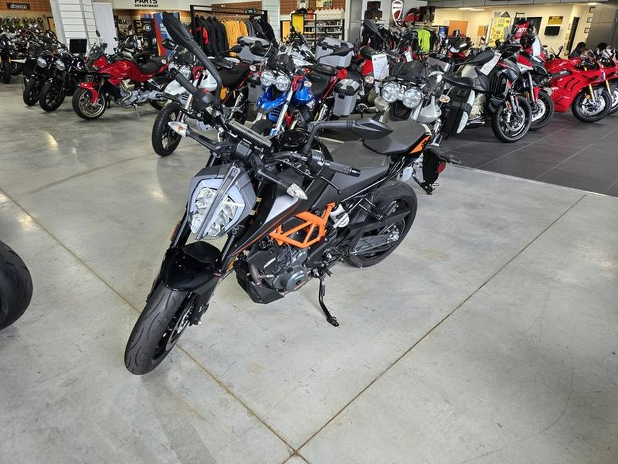 2023 KTM 390 Duke