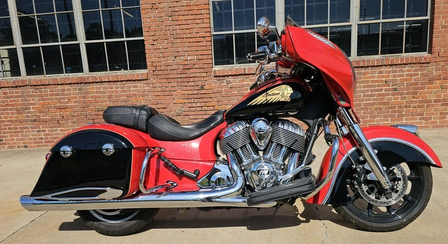 2017 Indian Motorcycle® Chieftain® Limited Wildfire Red over Thunder Black