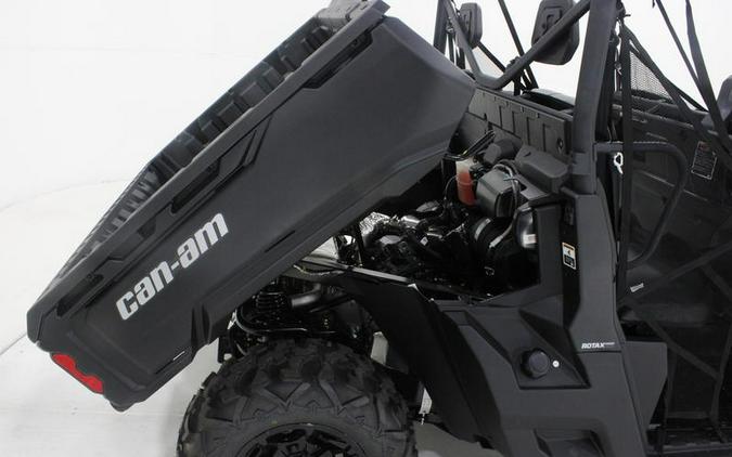 2025 Can-Am® Defender MAX DPS HD9 Stealth Black