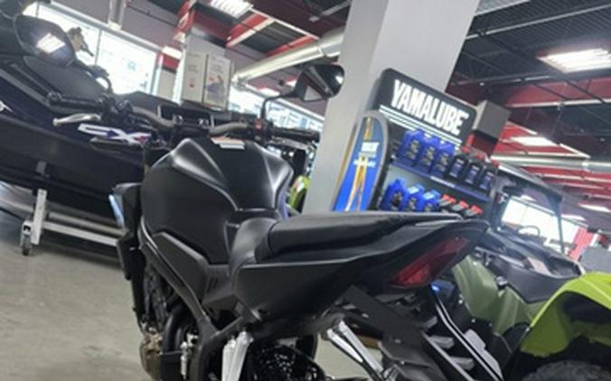 2026 Honda CB650R E-Clutch