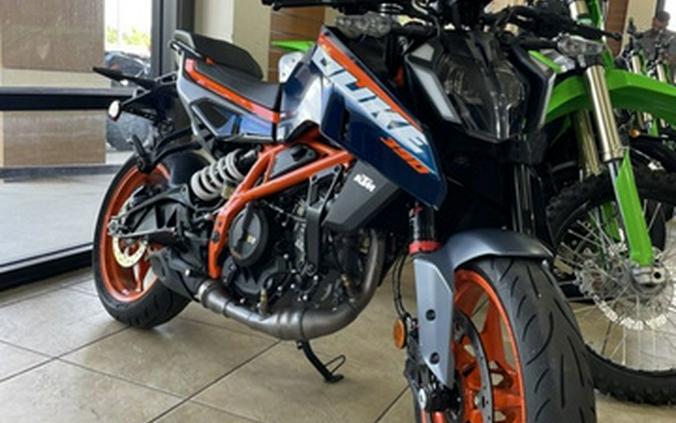 2024 KTM Duke 390