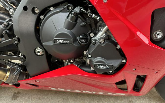 2026 Honda CBR1000RR-R Fireblade SP