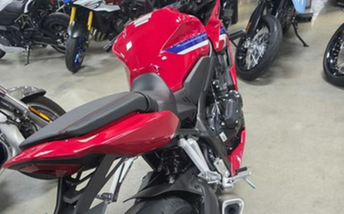 2026 Honda CBR650R E-Clutch