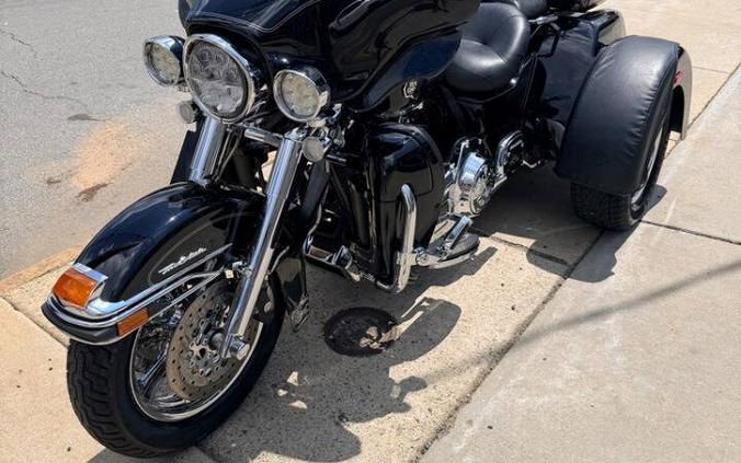 2013 Harley-Davidson Triglide FLHTCUTG