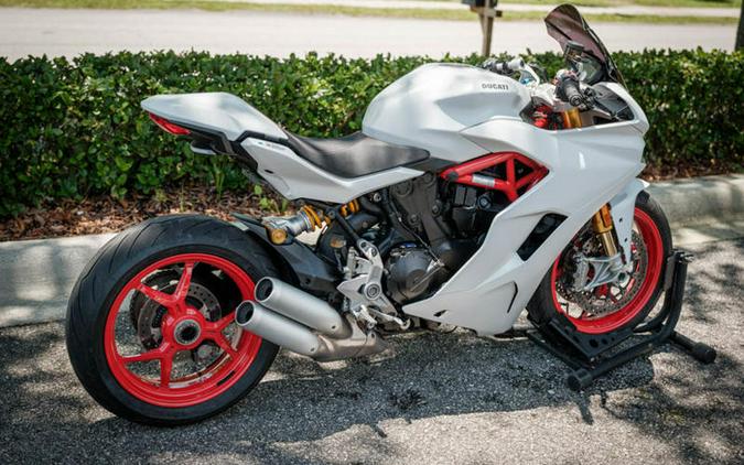 2018 Ducati SuperSport S White Silk