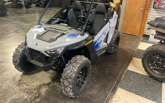 2025 Polaris RZR 200 EFI