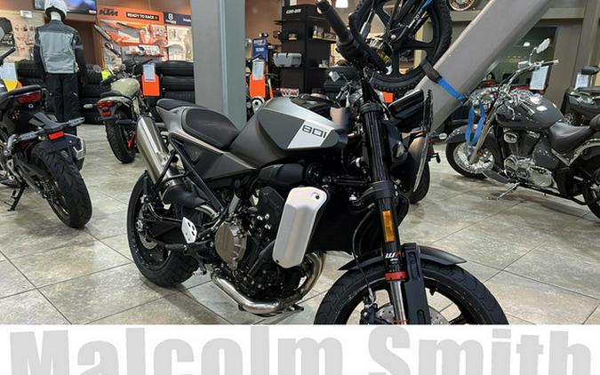 2025 Husqvarna Motorcycles SVARTPILEN 801