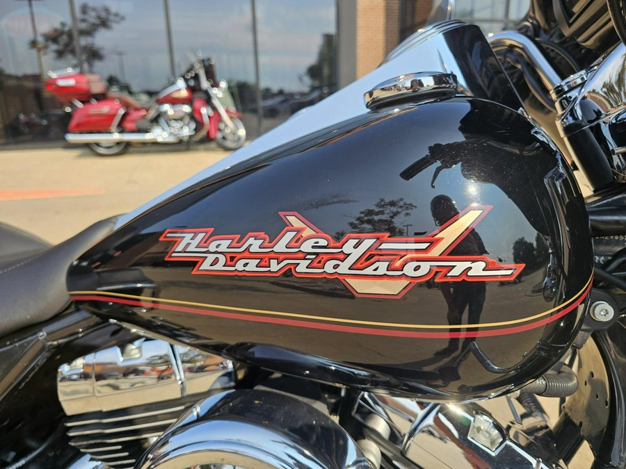 2002 Harley-Davidson Road King VIVID BLACK W/STRIPE