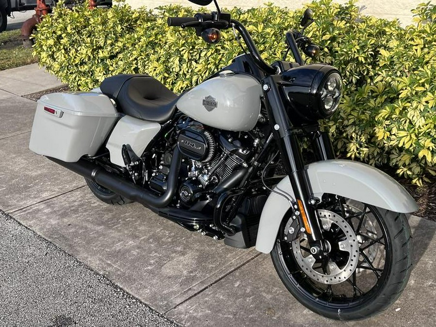 2024 Harley-Davidson® FLHRXS - Road King® Special