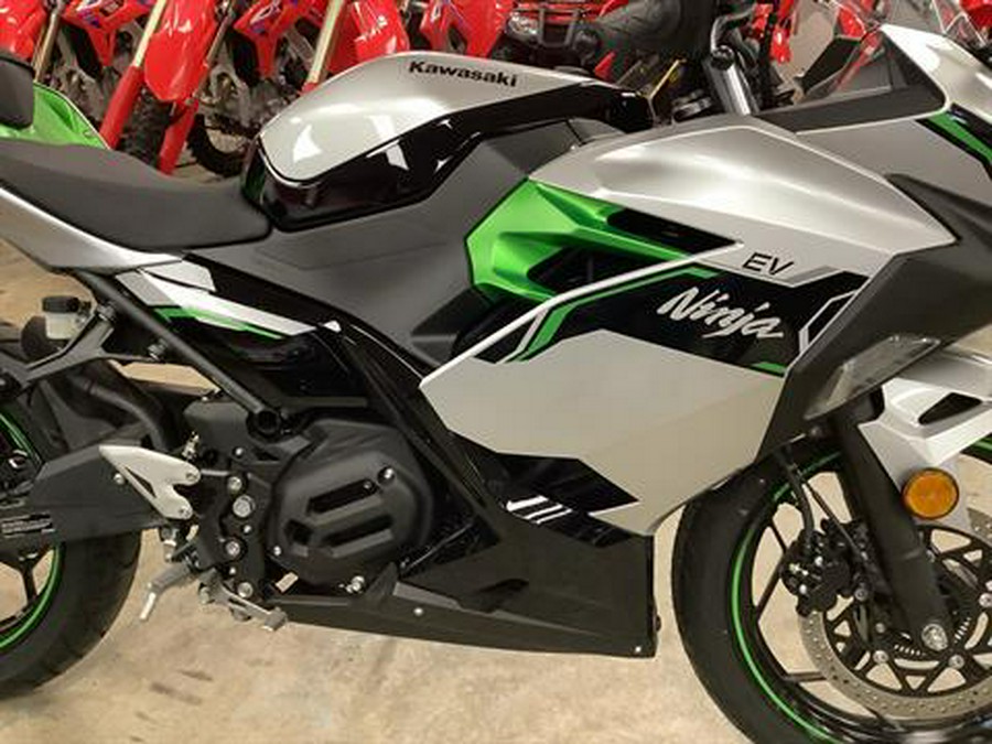 2024 Kawasaki Ninja e-1 ABS
