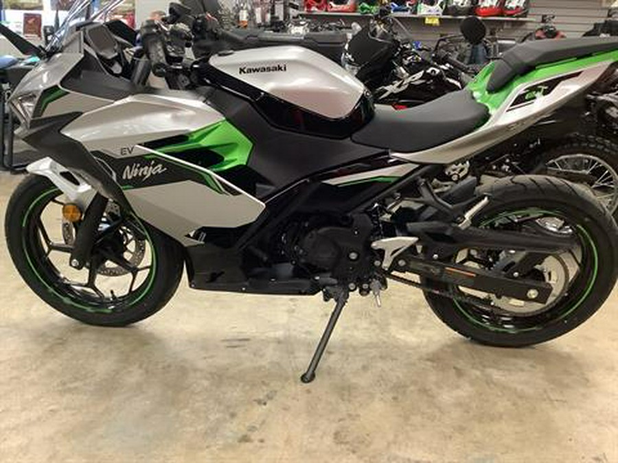 2024 Kawasaki Ninja e-1 ABS