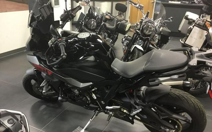 2022 BMW S 1000 XR Triple Black Low Susp