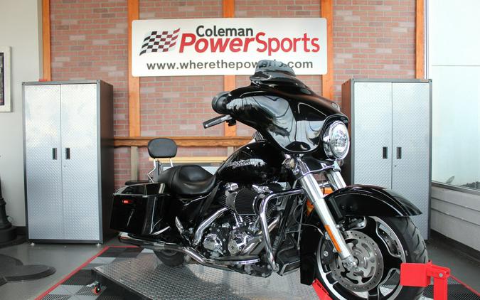 2012 Harley-Davidson® Street Glide Base