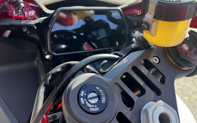 2026 Yamaha YZF R1 70Th Anniversary Edition