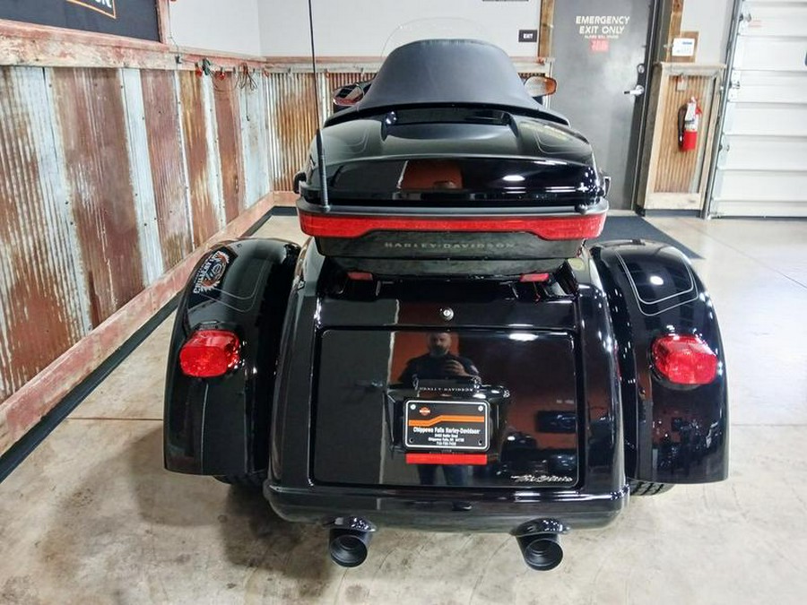 2025 Harley-Davidson® FLHTCUTG - Tri Glide® Ultra