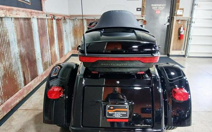 2025 Harley-Davidson® FLHTCUTG - Tri Glide® Ultra