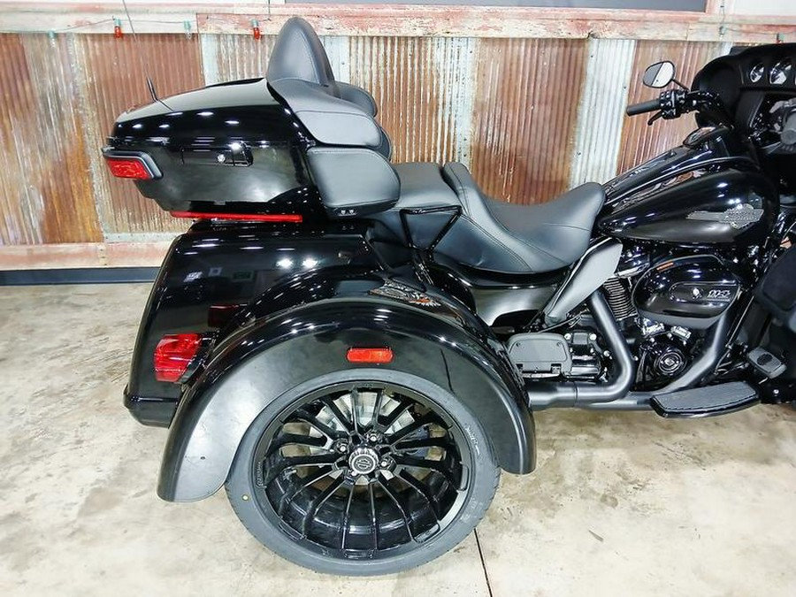 2025 Harley-Davidson® FLHTCUTG - Tri Glide® Ultra