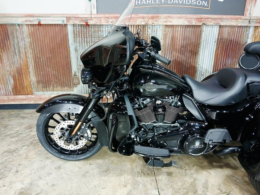 2025 Harley-Davidson® FLHTCUTG - Tri Glide® Ultra
