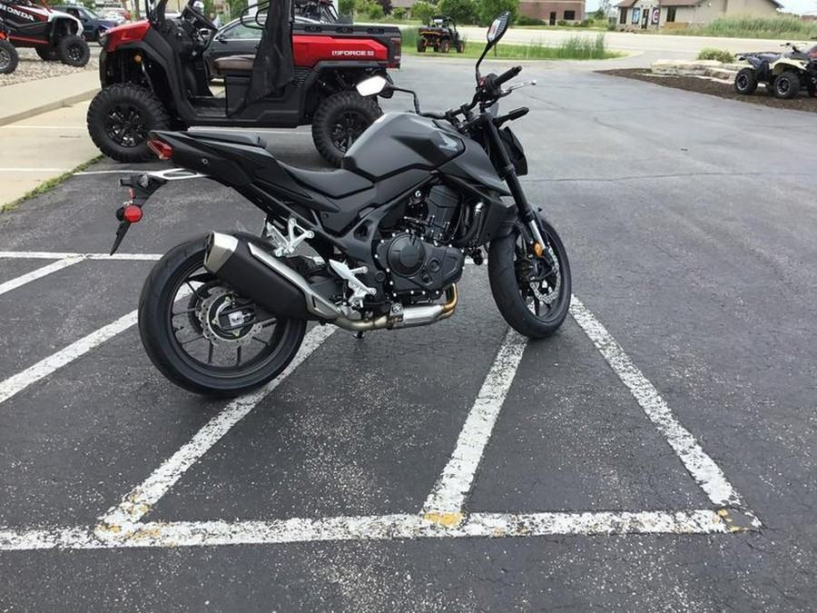 2025 Honda® CB750 Hornet