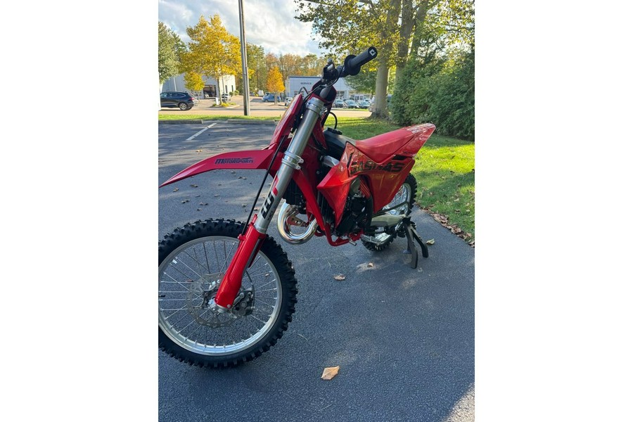 2025 GASGAS MC 125