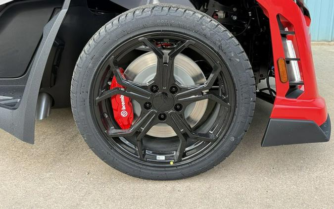 2026 Polaris Slingshot R AutoDrive Radiant Gray with Indy Red P