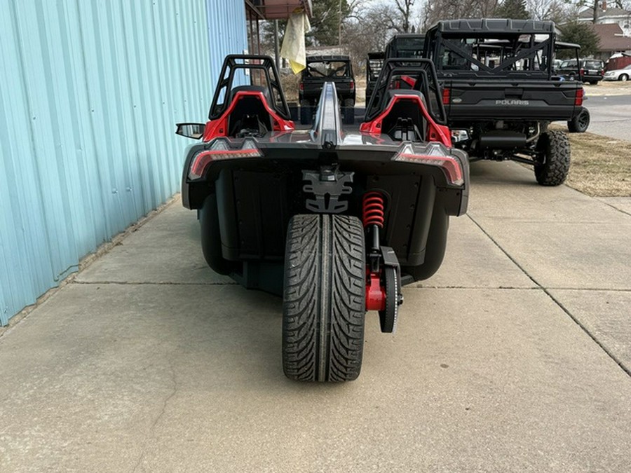 2026 Polaris Slingshot R AutoDrive Radiant Gray with Indy Red Pearl