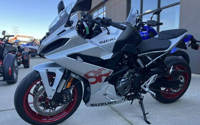 2024 Suzuki GSX 8R