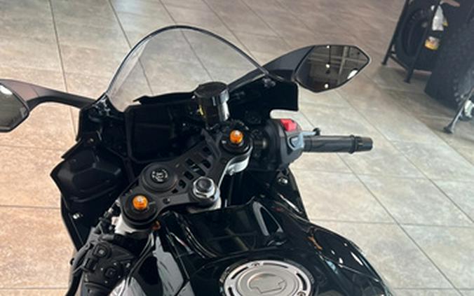 2026 Yamaha YZF R7 CA