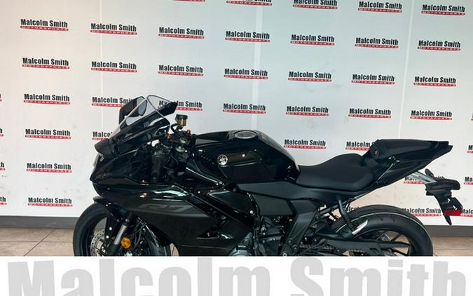 2026 Yamaha YZF R7 CA