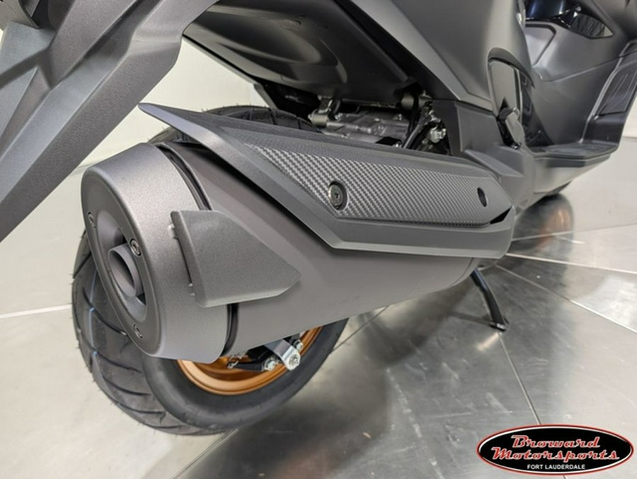 2027 Suzuki AN400AM7