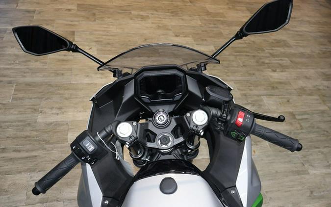 2024 Kawasaki Ninja e-1 ABS