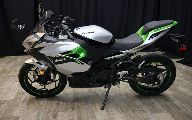 2024 Kawasaki Ninja e-1 ABS