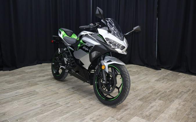 2024 Kawasaki Ninja e-1 ABS