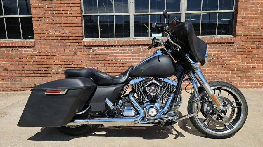 2012 Harley-Davidson® FLHX - Street Glide®