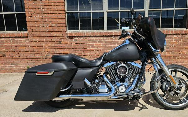 2012 Harley-Davidson® FLHX - Street Glide®