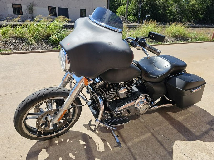 2012 Harley-Davidson® FLHX - Street Glide®