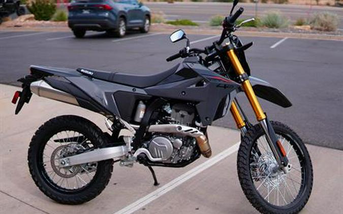 2025 Suzuki DR-Z4S