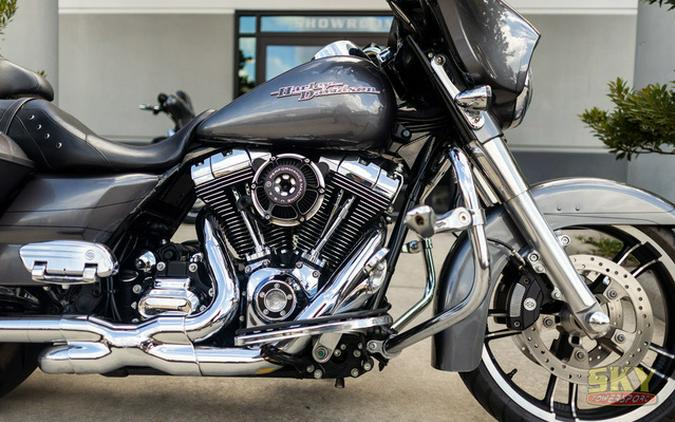 2015 Harley-Davidson FLHX - Street Glide