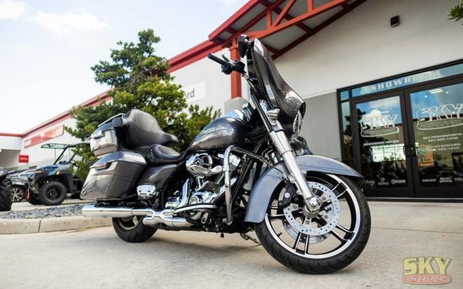 2015 Harley-Davidson FLHX - Street Glide