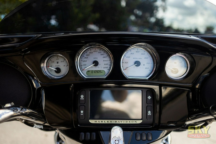 2015 Harley-Davidson FLHX - Street Glide