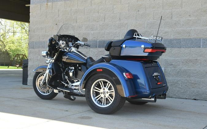 2018 Harley-Davidson Tri Glide Ultra FLHTCUTG